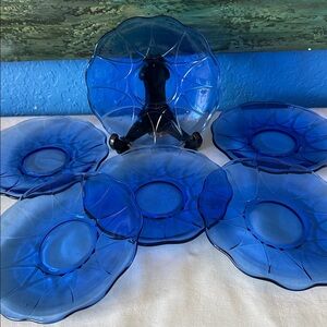 6 Vintage 6 in Plates/Saucers Cobalt blue by Hazel Atlas in Newport/Hairpin